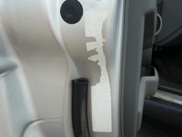 1J8HH48K97C599085 - 2007 JEEP COMMANDER SILVER photo 10