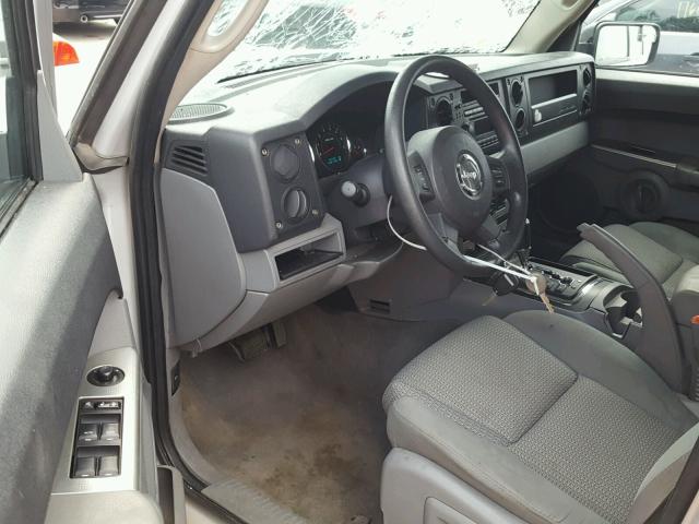 1J8HH48K97C599085 - 2007 JEEP COMMANDER SILVER photo 9