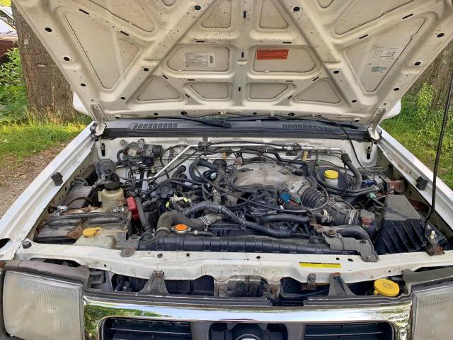 1N6ED27Y4YC376158 - 2000 NISSAN FRONTIER C WHITE photo 9