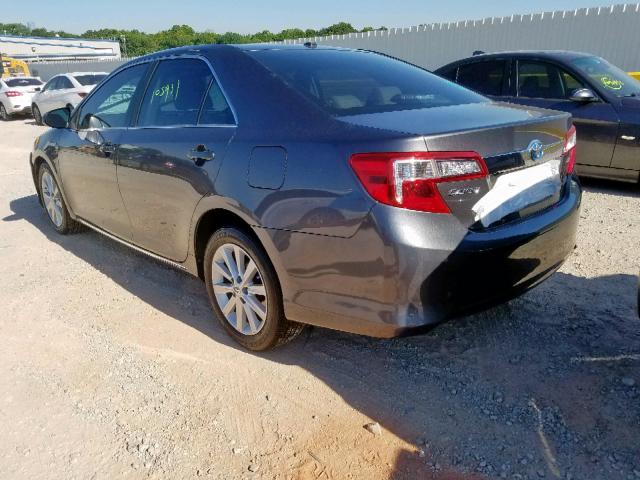 4T1BD1FK4DU092008 - 2013 TOYOTA CAMRY HYBR SILVER photo 3