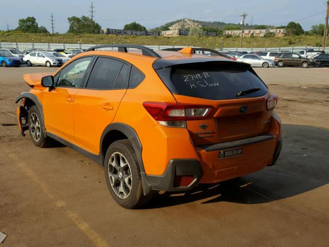 JF2GTADC5J8205575 - 2018 SUBARU CROSSTREK ORANGE photo 3