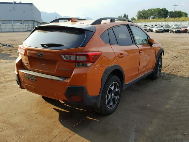 JF2GTADC5J8205575 - 2018 SUBARU CROSSTREK ORANGE photo 4