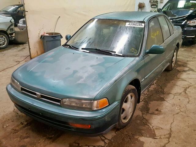 1HGCB7698PA102772 - 1993 HONDA ACCORD 10T GREEN photo 2