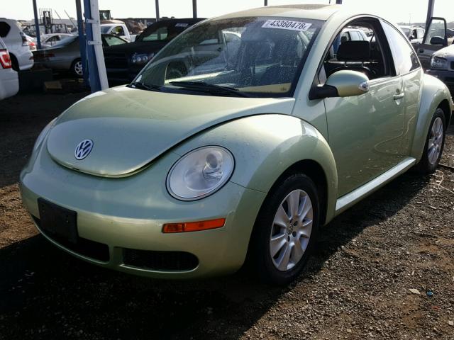 3VWRW31CX8M524567 - 2008 VOLKSWAGEN NEW BEETLE მწვანე ფოტო 2