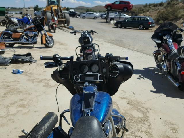 1HD1DDV126Y603588 - 2006 HARLEY-DAVIDSON FLHT BLUE photo 5