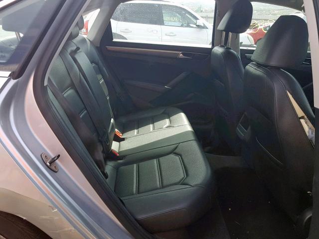 1VWDT7A32HC032188 - 2017 VOLKSWAGEN PASSAT R-L SILVER photo 6
