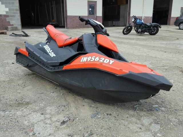 YDV77560D717 - 2017 BOMBARDIER SEA DOO TWO TONE photo 1