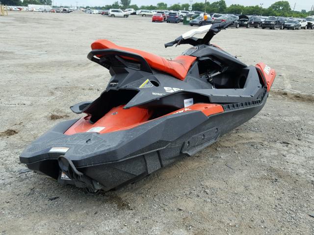 YDV77560D717 - 2017 BOMBARDIER SEA DOO TWO TONE photo 4