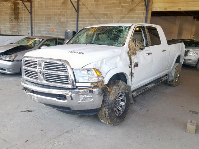 3D7UT2HL5BG590056 - 2011 DODGE RAM 2500 WHITE photo 2