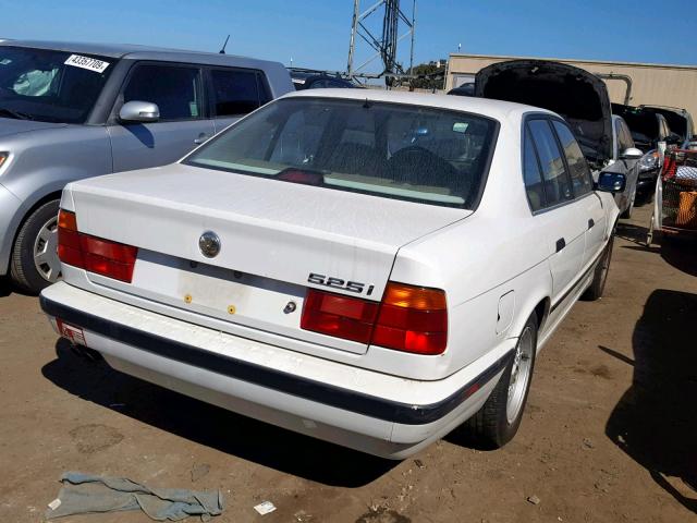 WBAHD632XSGK87491 - 1995 BMW 525 I AUTO WHITE photo 4
