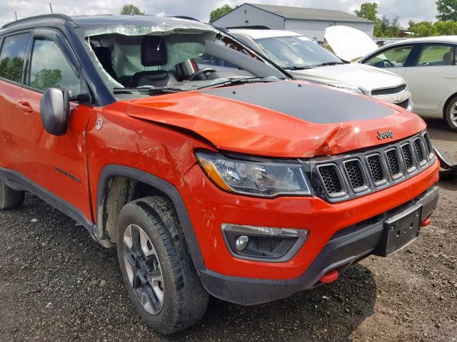 3C4NJDDB9HT667783 - 2017 JEEP COMPASS TR ORANGE photo 9