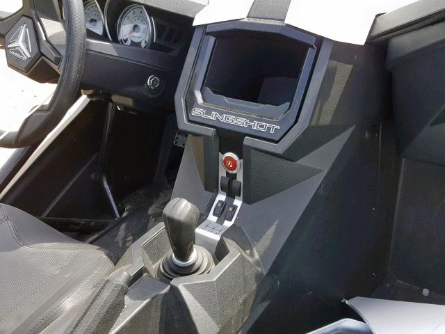 57XAASFA8K8133372 - 2019 POLARIS SLINGSHOT WHITE photo 9
