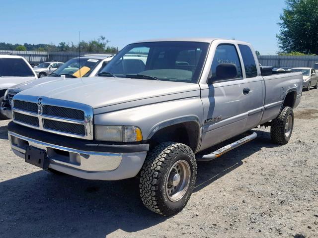 1B7KF23WXWJ216170 - 1998 DODGE RAM 2500 SILVER photo 2