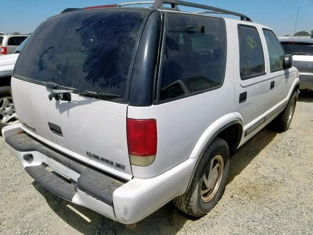 1GNET13W712230758 - 2001 CHEVROLET BLAZER WHITE photo 4