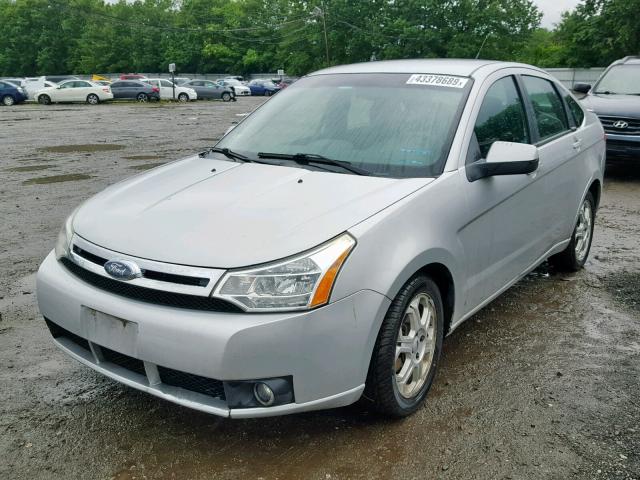 1FAHP36N59W133274 - 2009 FORD FOCUS SES SILVER photo 2