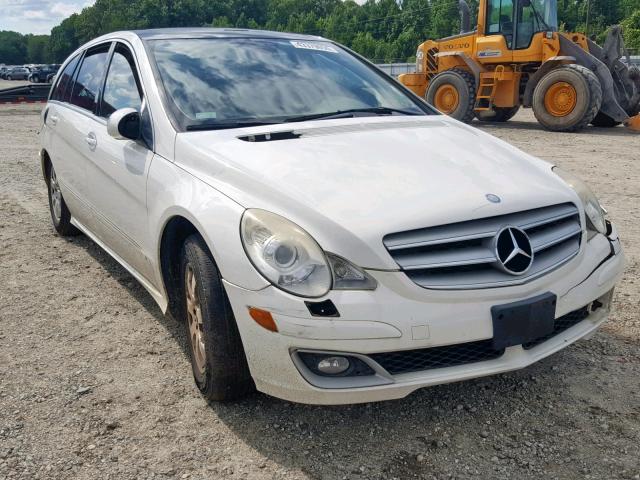 4JGCB65E16A016074 - 2006 MERCEDES-BENZ R 350 WHITE photo 1