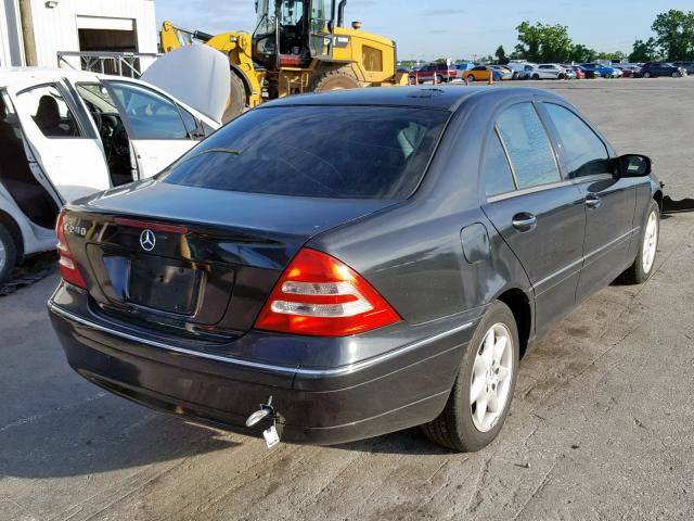 WDBRF61J74E018857 - 2004 MERCEDES-BENZ C 240 GRAY photo 4