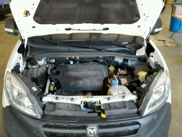 ZFBERFAT2G6C70772 - 2016 RAM PROMASTER 白色 照片 7