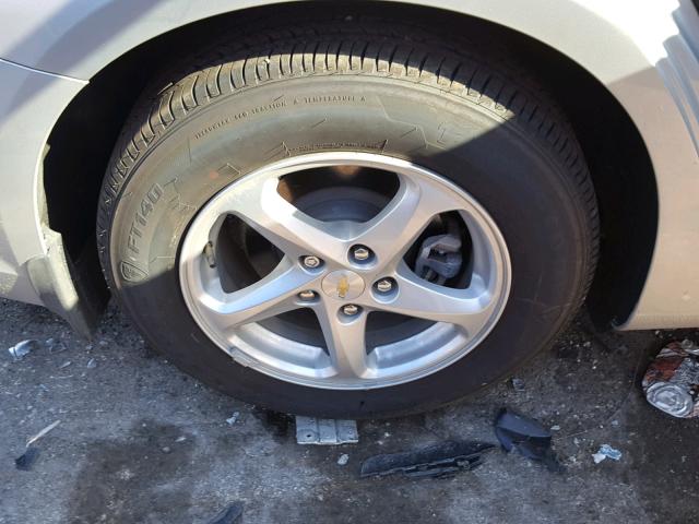 1G1ZB5ST9JF108081 - 2018 CHEVROLET MALIBU LS ვერცხლისფერი ფოტო 9