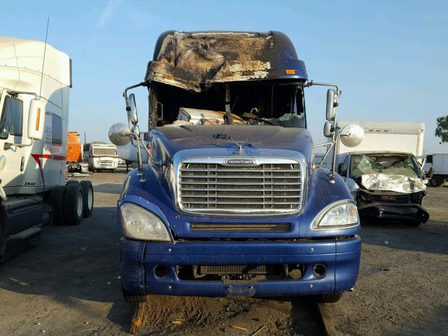 1FUJA6AVX4LM60214 - 2004 FREIGHTLINER CONVENTION BLUE photo 9