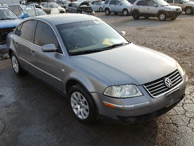 WVWPD63BX1P291411 - 2001 VOLKSWAGEN PASSAT GLS GRAY photo 1