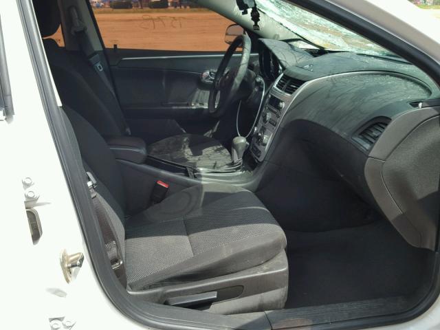 1G1ZC5E15BF364386 - 2011 CHEVROLET MALIBU 1LT WHITE photo 5