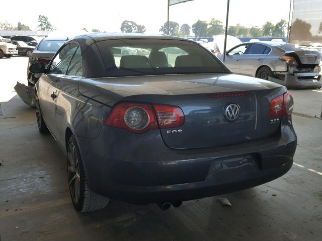 WVWDA71F47V032019 - 2007 VOLKSWAGEN EOS 2.0T S GRAY photo 3