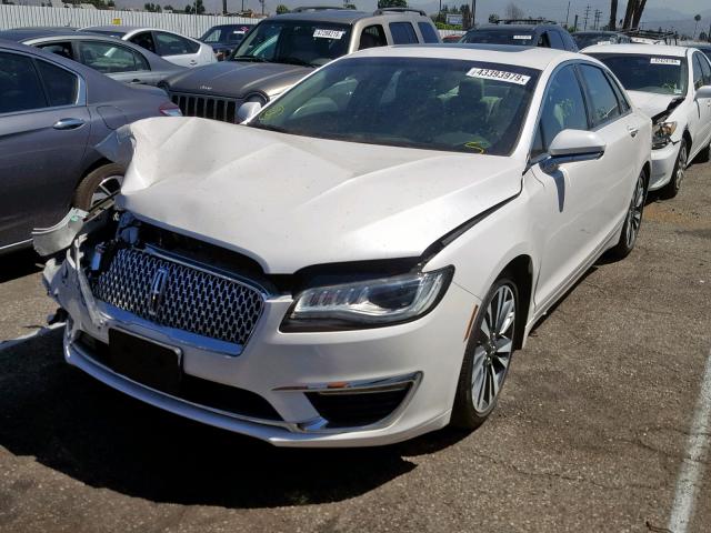 3LN6L5MU6HR636666 - 2017 LINCOLN MKZ HYBRID WHITE photo 2