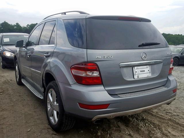 4JGBB8GB1BA748287 - 2011 MERCEDES-BENZ ML 350 4MA GRAY photo 3