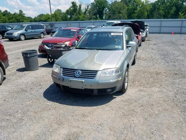 WVWYH63B54E217936 - 2004 VOLKSWAGEN PASSAT GLX GREEN photo 2