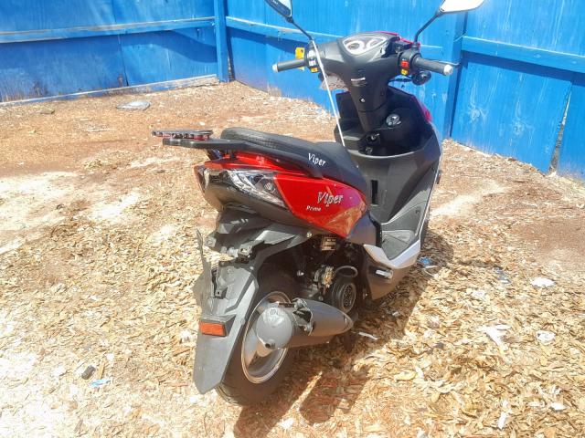 LLPVGBAH3J1F21446 - 2018 ZHEJ SCOOTER RED photo 4