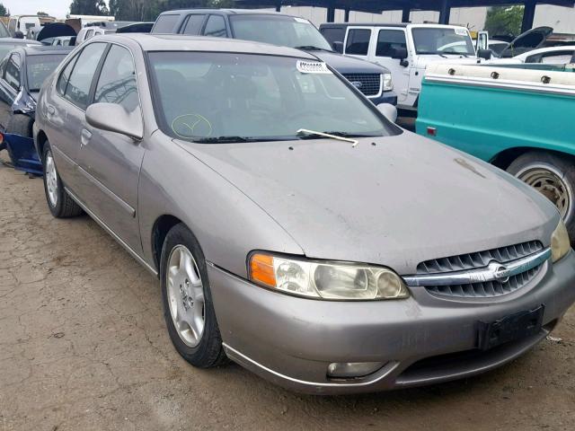 1N4DL01A6YC127982 - 2000 NISSAN ALTIMA XE SILVER photo 1