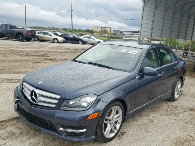 WDDGF4HB9DR271513 - 2013 MERCEDES-BENZ C 250 GRAY photo 2