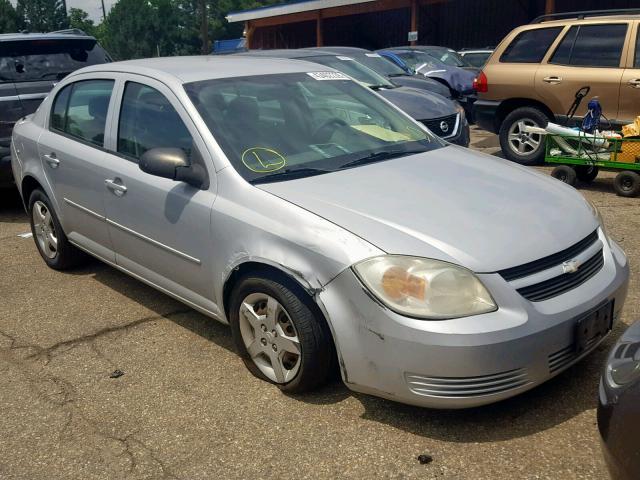 1G1AK52F657554390 - 2005 CHEVROLET COBALT SILVER photo 1