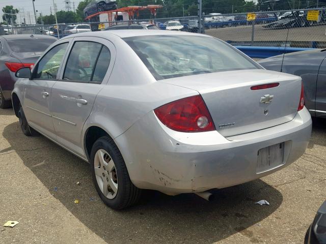 1G1AK52F657554390 - 2005 CHEVROLET COBALT SILVER photo 3