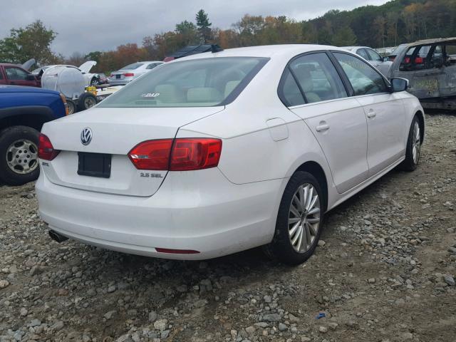 3VWLX7AJ9BM352368 - 2011 VOLKSWAGEN JETTA SEL WHITE photo 4