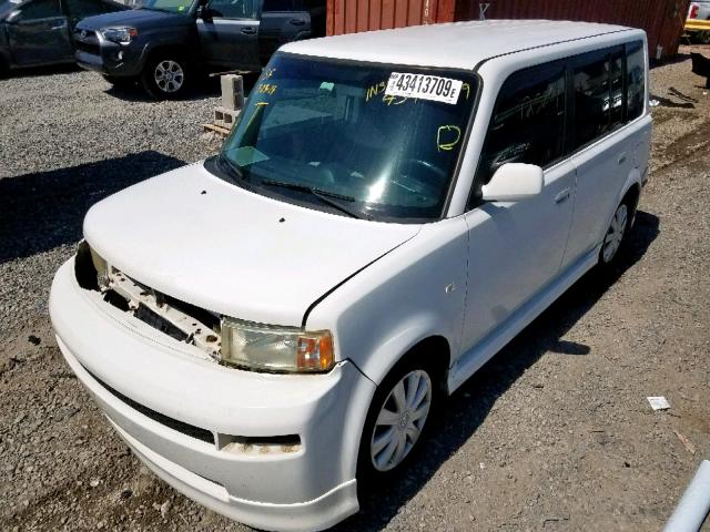 JTLKT324350174805 - 2005 TOYOTA SCION XB 白色 照片 2