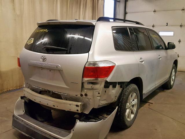 5TDBK3EH3BS057845 - 2011 TOYOTA HIGHLANDER SILVER photo 4