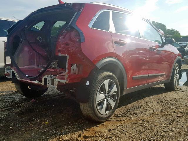 KNDCC3LC9H5070851 - 2017 KIA NIRO EX MAROON photo 4