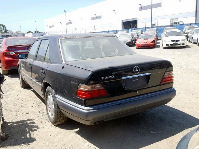 WDBEA34E4RC107816 - 1994 MERCEDES-BENZ E 420 BLACK photo 3