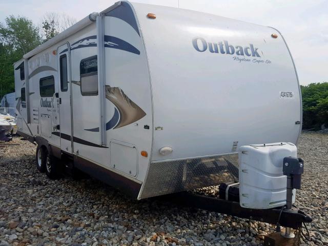 4YDT27027BB450413 - 2011 KEYSTONE OUTBACK WHITE photo 1