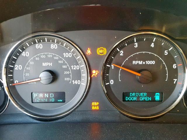 1J8HH48N96C106997 - 2006 JEEP COMMANDER მწვანე ფოტო 8