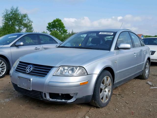 WVWMD63BX3P031774 - 2003 VOLKSWAGEN PASSAT GL SILVER photo 2