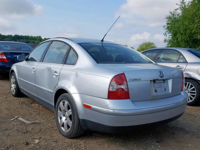 WVWMD63BX3P031774 - 2003 VOLKSWAGEN PASSAT GL SILVER photo 3