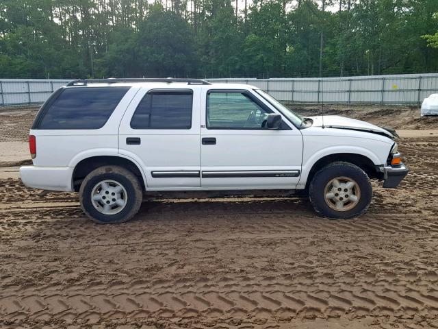 1GNDT13W912188898 - 2001 CHEVROLET BLAZER WHITE photo 9