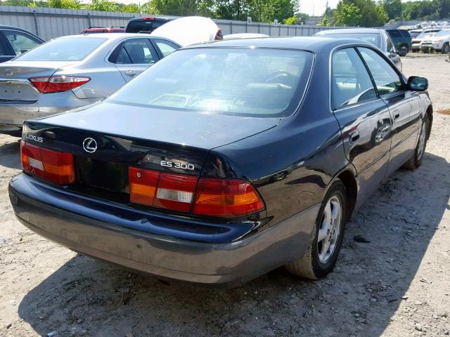 JT8BF28GXW0130878 - 1998 LEXUS ES 300 BLACK photo 4