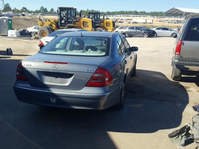 WDBUF26J05A609908 - 2005 MERCEDES-BENZ E 320 CDI BLUE photo 4