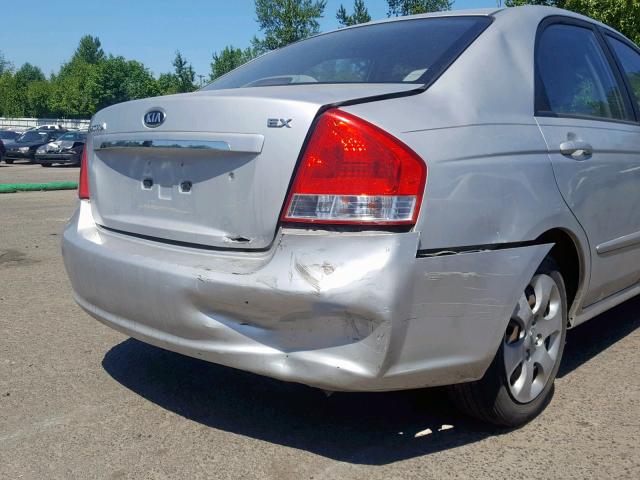 KNAFE222395641131 - 2009 KIA SPECTRA EX SILVER photo 9