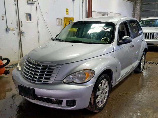 3A4FY58B47T571374 - 2007 CHRYSLER PT CRUISER SILVER photo 2