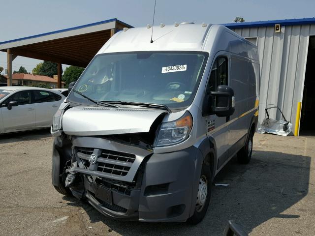 3C6TRVBG2JE106766 - 2018 RAM PROMASTER 银色 照片 2